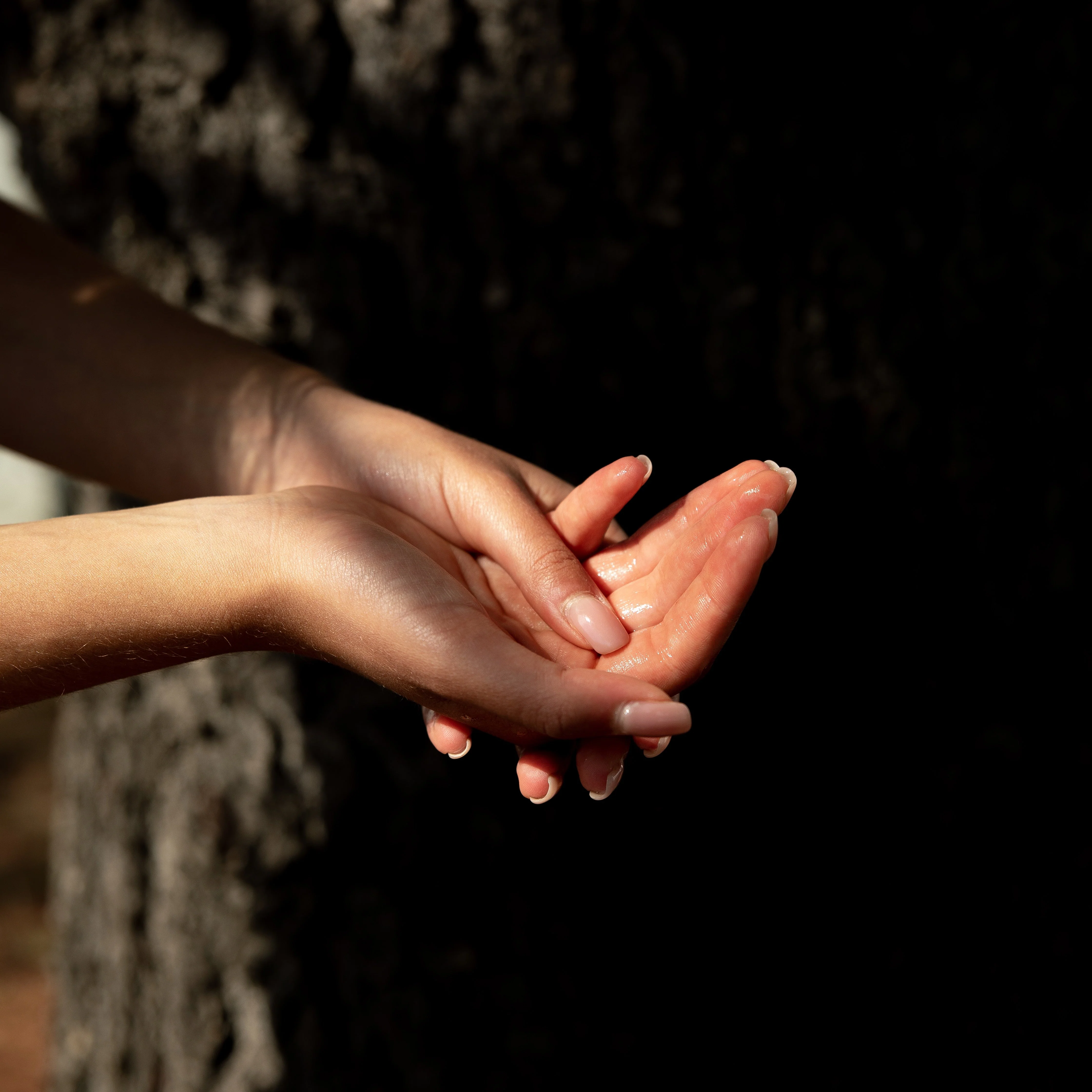 rugiada hand lotion - Image 3